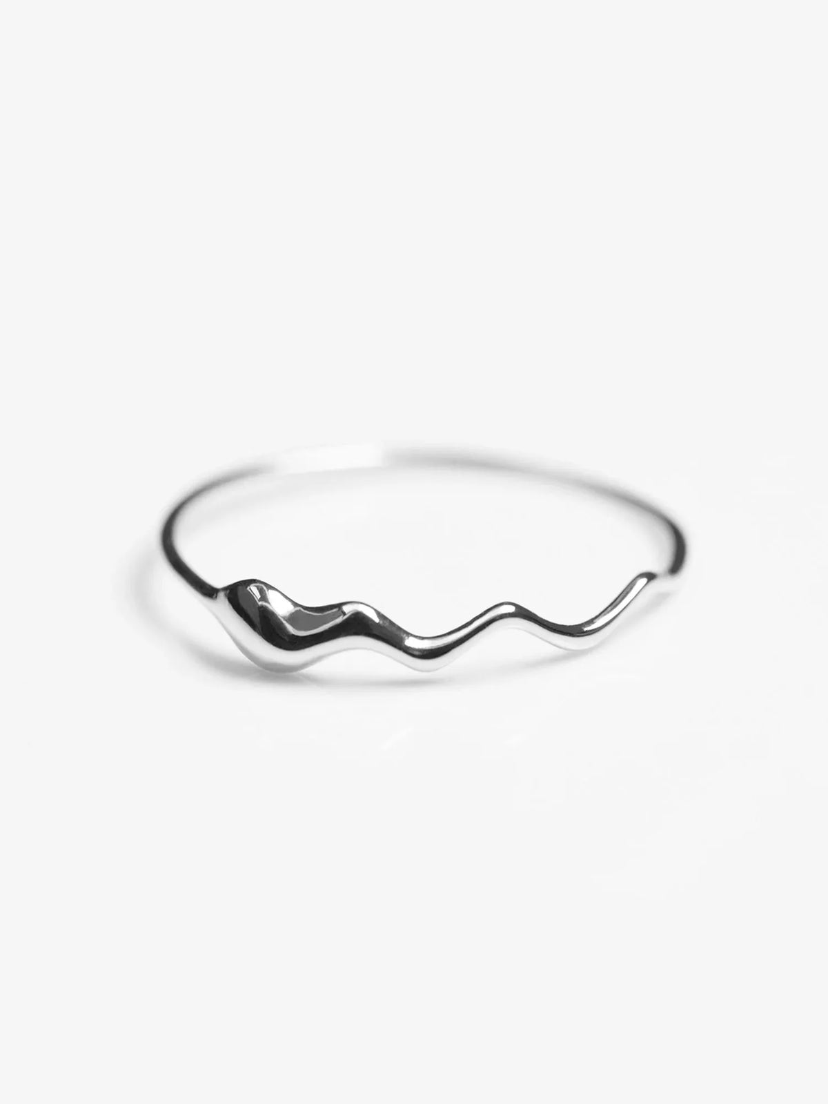CONTROL POINTS LIQUID METAL TWIST RING | TROVE & TONE