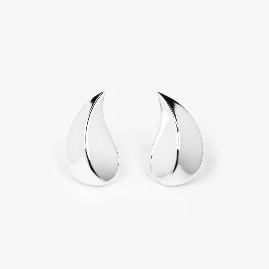 TROVE & TONE FLAME CURVE EARRING | TROVE & TONE