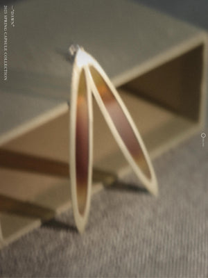 ON IISLAND OVAL PRINTED GLASS STUD EARRINGS | TROVE & TONE