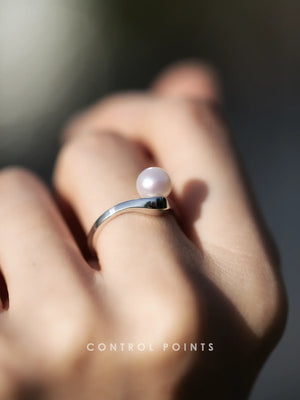 CONTROL POINTS GRAVITY PEARL RING | TROVE & TONE