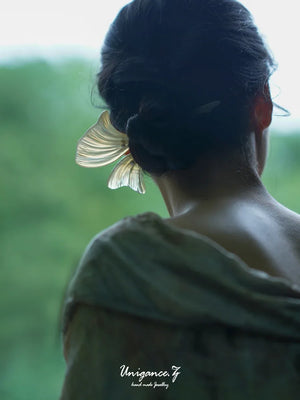 UNIGANCE.Z GINKGO LEAF HAIRPIN | TROVE & TONE