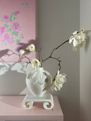 livarié flower White Dream Papillon Vase | TROVE & TONE