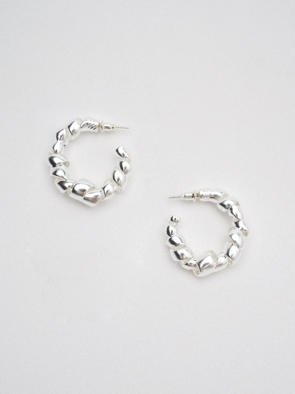 RIBBON DANCE EARRINGS Earrings TROVE & TONE