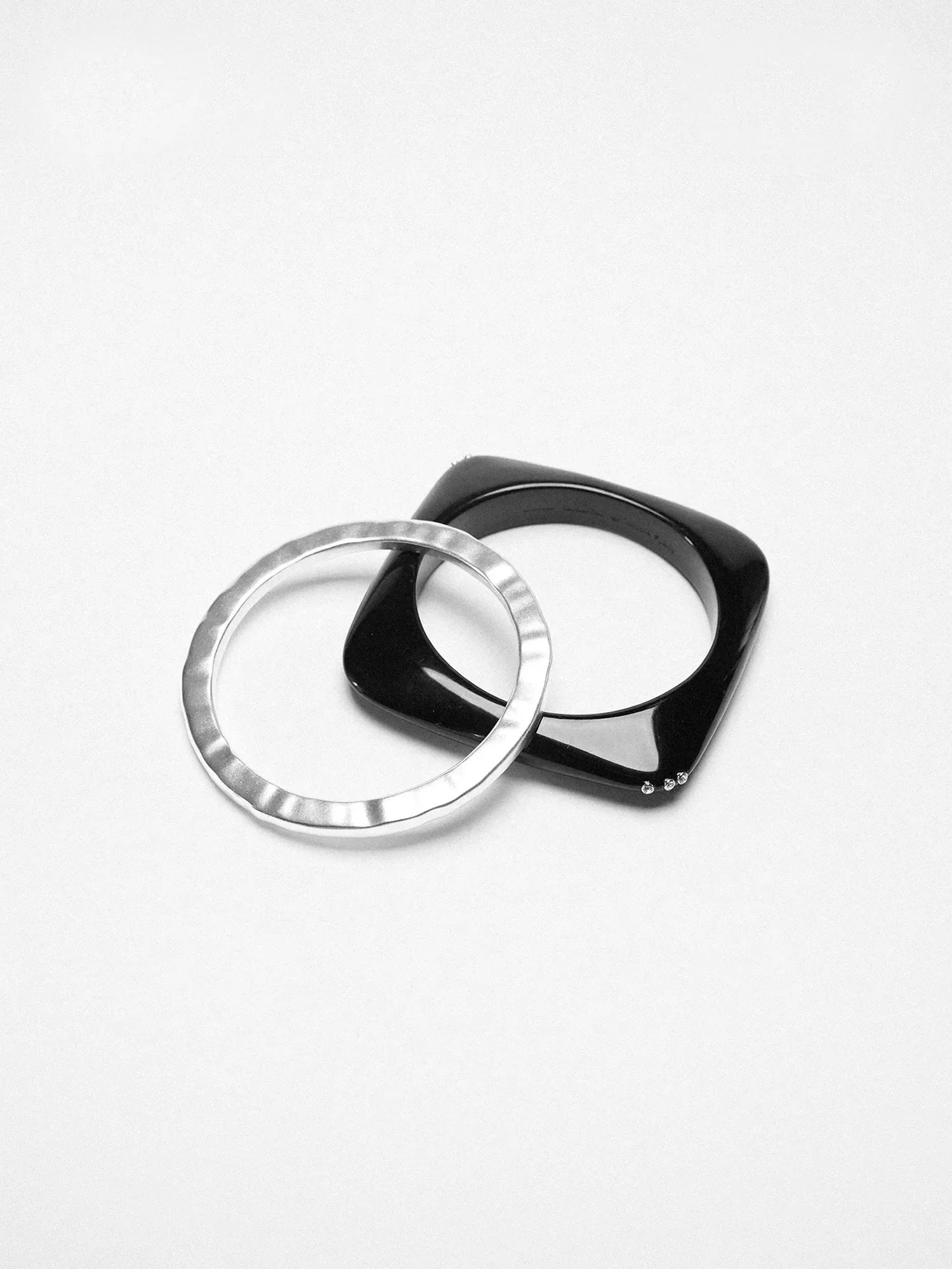Limb SEQUENCE SILHOUETTE BANGLE SET | TROVE & TONE
