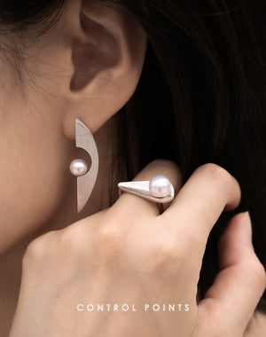 CONTROL POINTS ECLIPSE PEARL EARRING | TROVE & TONE