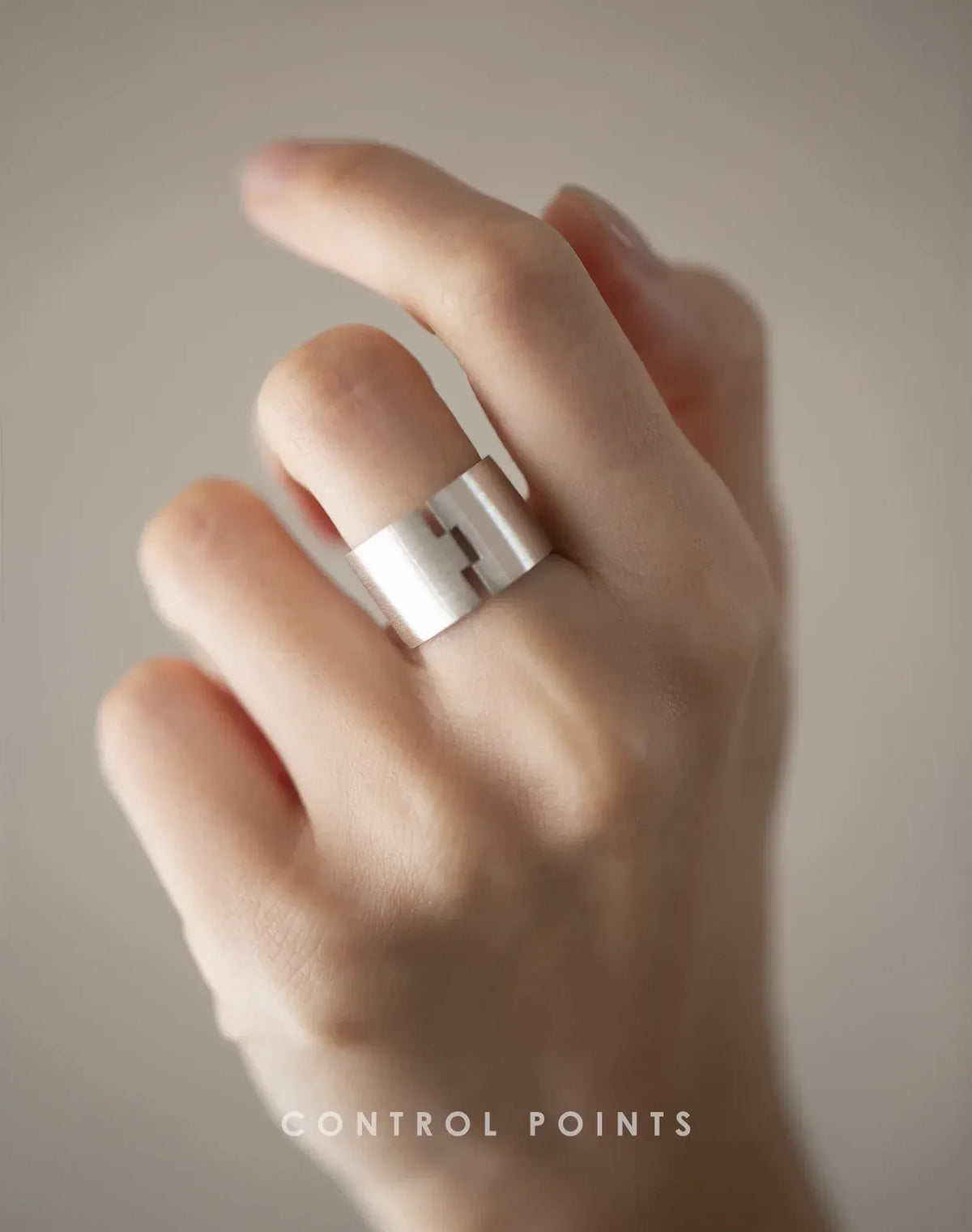 TROVE & TONE INTERLOCKING CLICK RING | TROVE & TONE