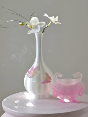 livarié flower Jade Drop Papillon Vase | TROVE & TONE
