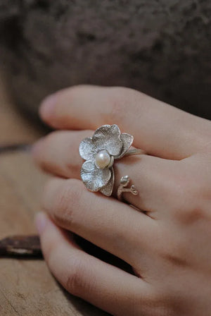 UNIGANCE.Z PHALAENOPSIS RING | TROVE & TONE