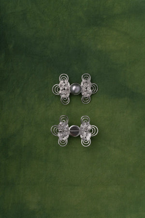 WANYEE CRAFT WOVEN LUCKY CLOUD KNOT PEARL BROOCH | TROVE & TONE