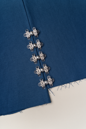 WANYEE CRAFT WOVEN LUCKY CLOUD KNOT PEARL BROOCH | TROVE & TONE