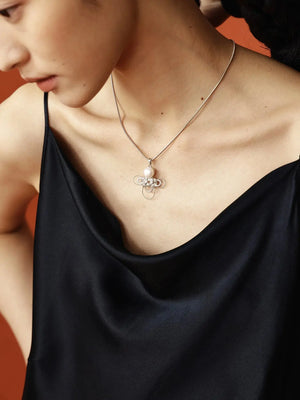 WANYEE CRAFT WOVEN LUCKY CLOUD KNOT PEARL NECKLACE | TROVE & TONE