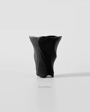 StudioRan CURVE 01 CERAMIC SMALL TEA CUP | TROVE & TONE