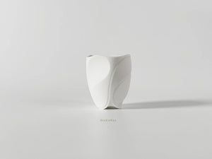 StudioRan CURVE 02 CERAMIC SMALL TEA CUP | TROVE & TONE