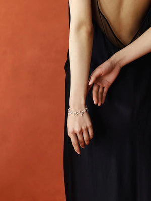 WANYEE CRAFT INTERLOCKING DOUBLE COIN KNOT PEARL BRACELET | TROVE & TONE