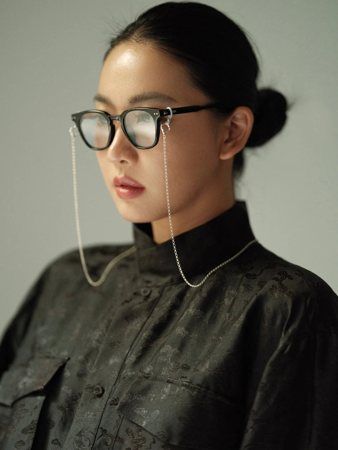 AESTH & UTIL ETERNAL KNOT MULTI-WAY BASIC CHAIN | TROVE & TONE