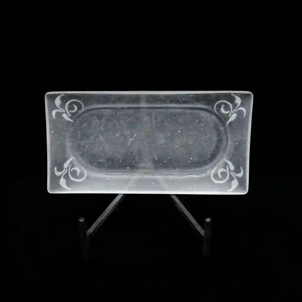 guAi Studio FROSTED GLASS PATE DE VERRE FOOTED PLATE | TROVE & TONE