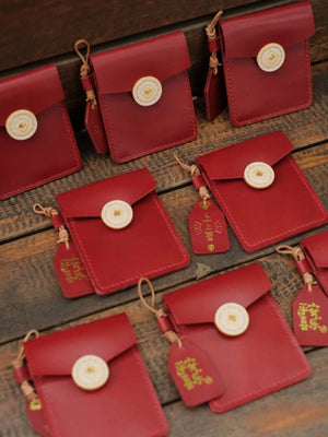 ChengTian HANDMADE LEATHER RED PACKET CARD HOLDER | TROVE & TONE