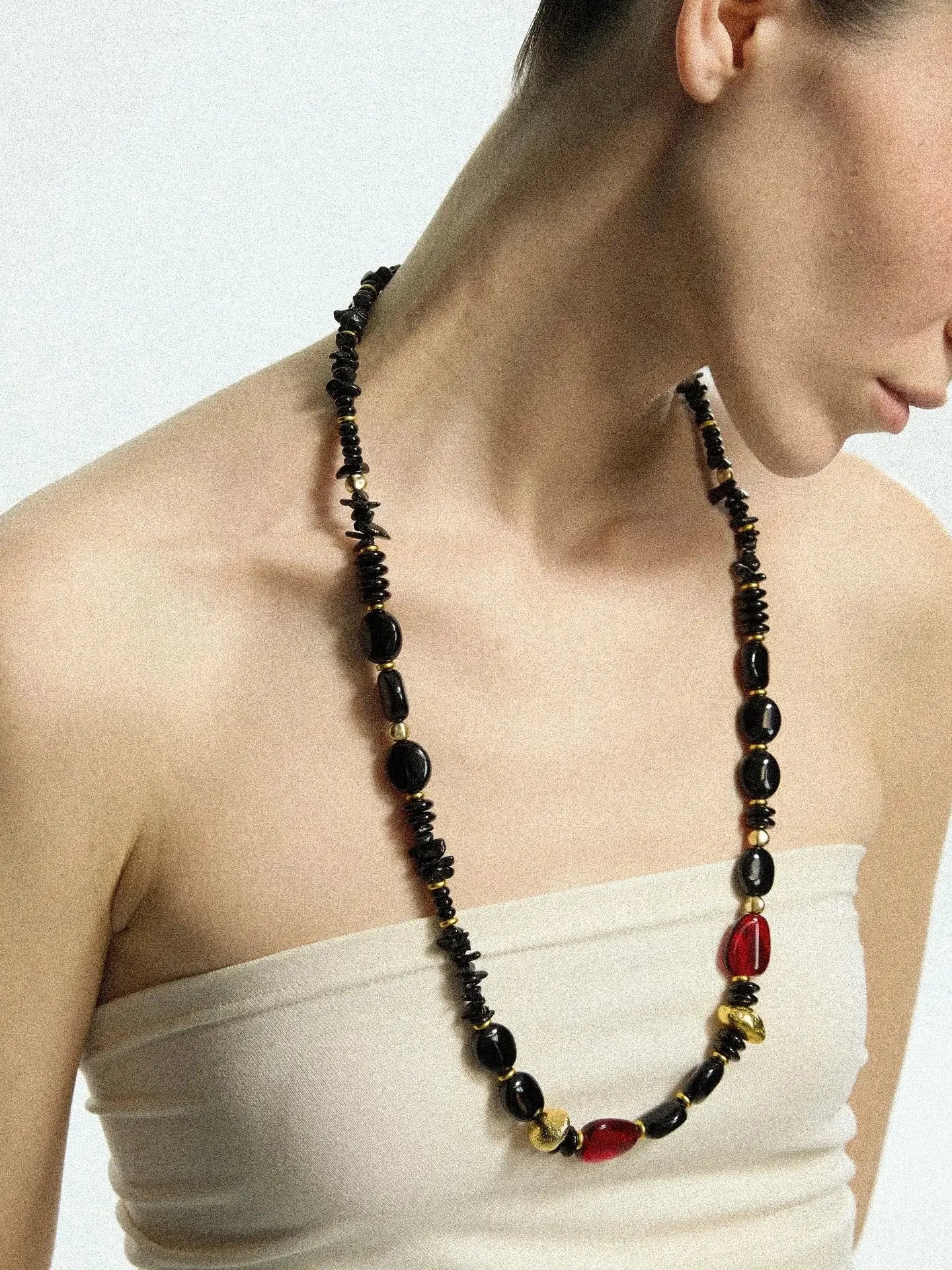 Limb IRREGULAR MIXED BEADED NECKLACE | TROVE & TONE