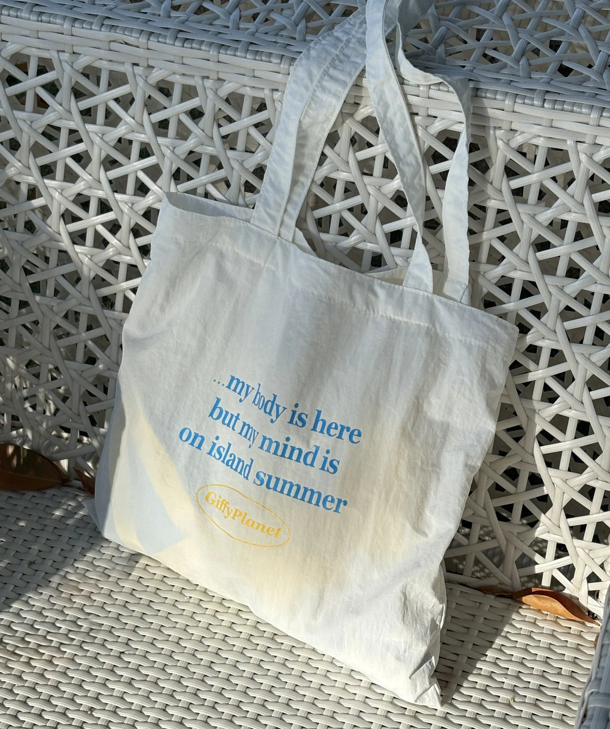 GiffyPlanet SUSTAINABLE NYLON TOTE | TROVE & TONE