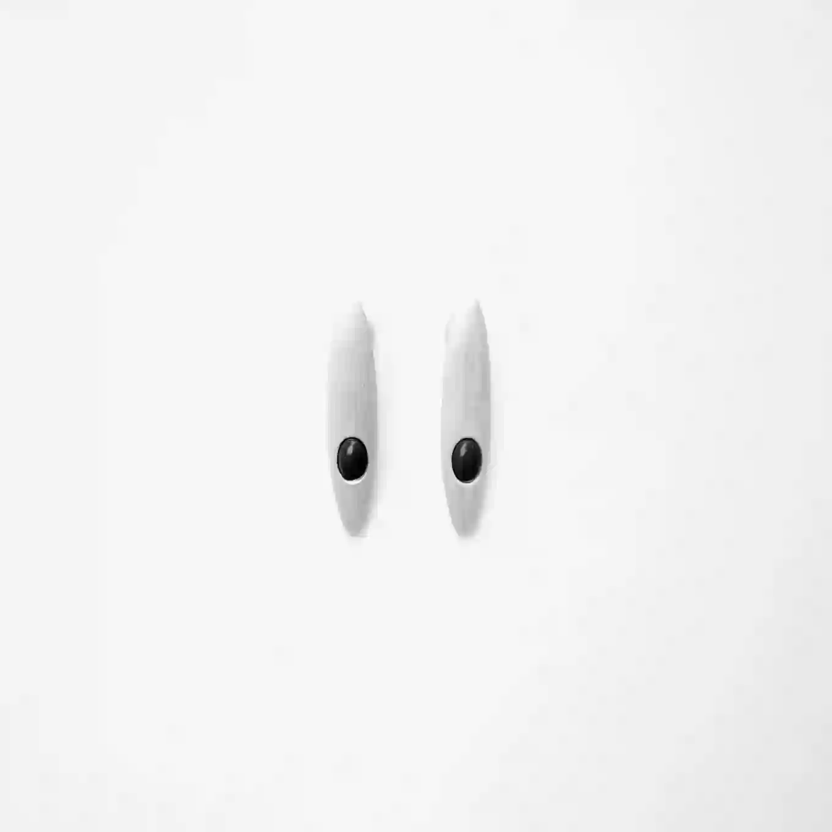 ON IISLAND OVAL GEMSTONE STUD EARRINGS | TROVE & TONE