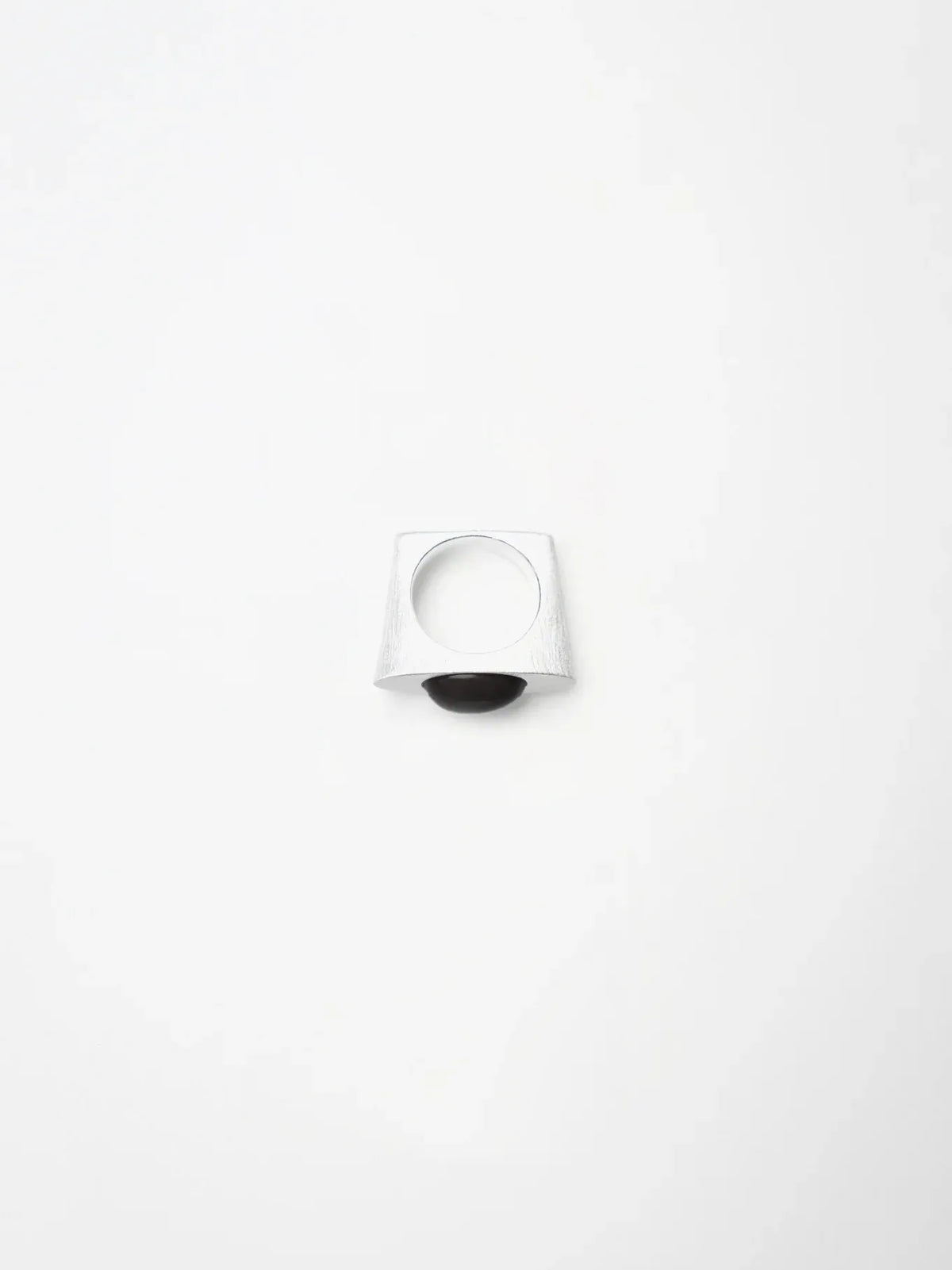 ON IISLAND OVAL OBSIDIAN PENDANT RING(副本) | TROVE & TONE