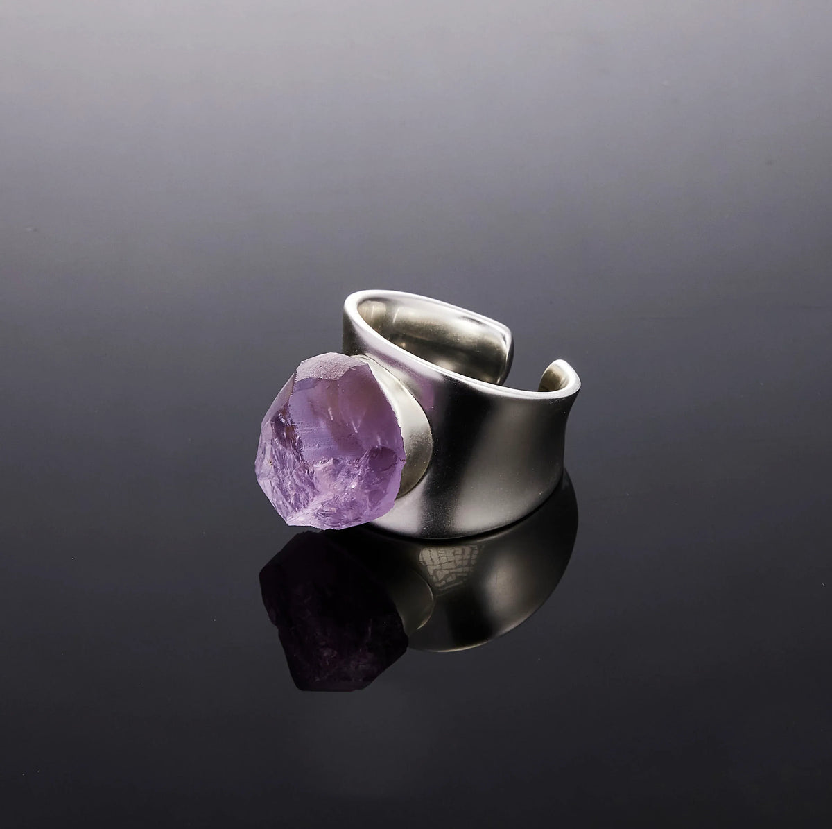 700QiBai MONOLITH WIDE BAND CRYSTAL RING | TROVE & TONE