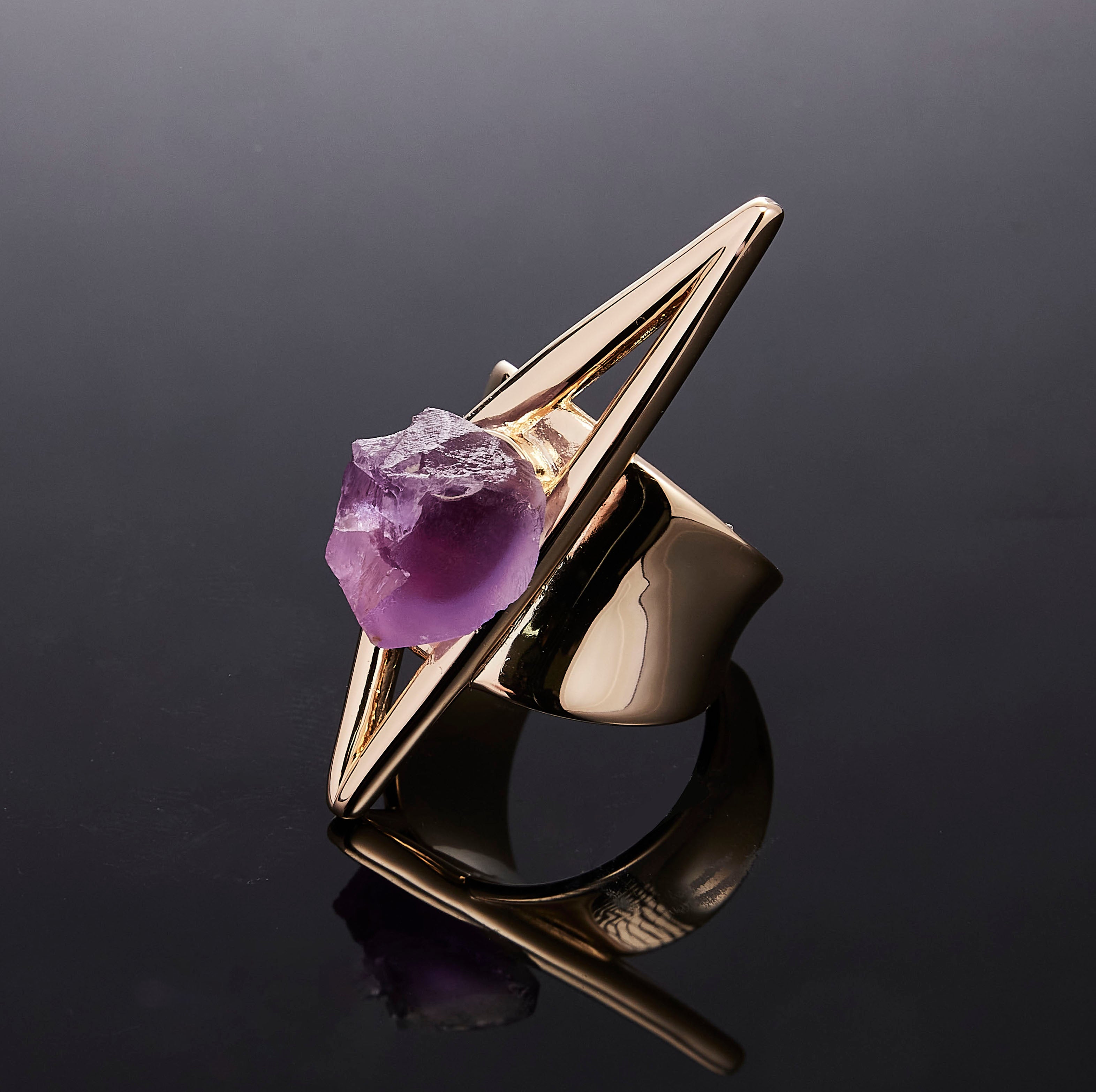 700QiBai VECTOR GEOMETRIC CRYSTAL RING | TROVE & TONE