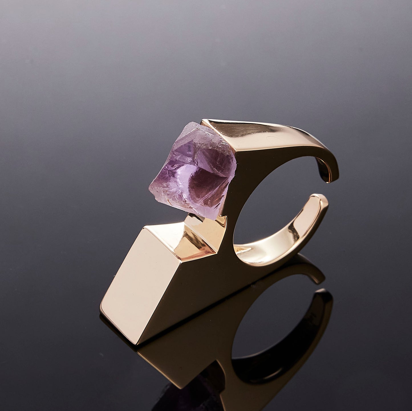 700QiBai VERTEX ARCHITECTURAL CRYSTAL RING | TROVE & TONE