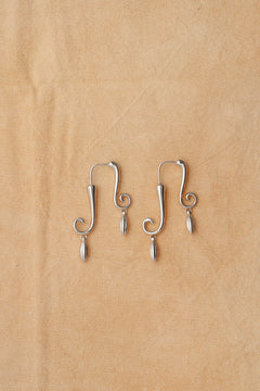 WANYEE CRAFT SCROLL PATTERN DROP EARRINGS | TROVE & TONE