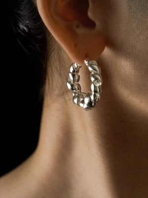 Limb SCULPTURAL SPIRAL RIBBON EARRINGS | TROVE & TONE