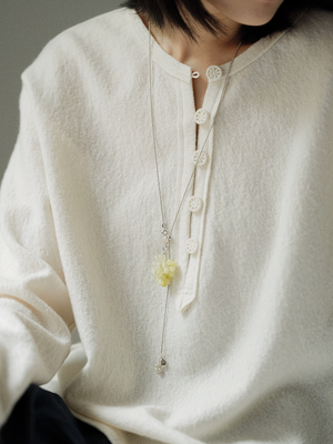 AESTH & UTIL SERPENTINE JADE GRAPE PENDANT NECKLACE | TROVE & TONE