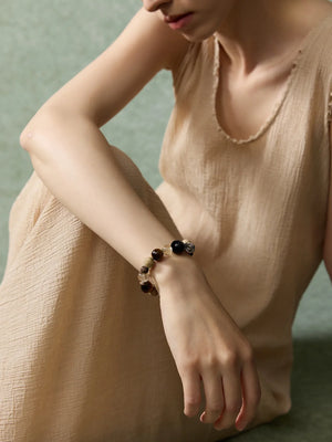 WANYEE CRAFT AGARWOOD CRYSTAL OBSIDIAN BEADED BRACELET | TROVE & TONE