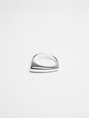 Limb SINGLE-LAYER SCULPTURAL RING | TROVE & TONE