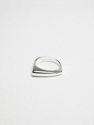 Limb SINGLE-LAYER SCULPTURAL RING | TROVE & TONE
