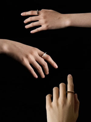 Limb SINGLE-LAYER SCULPTURAL RING | TROVE & TONE