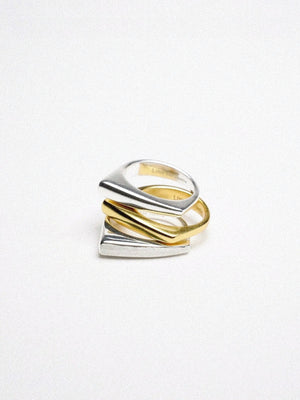 Limb SINGLE-LAYER SCULPTURAL RING | TROVE & TONE