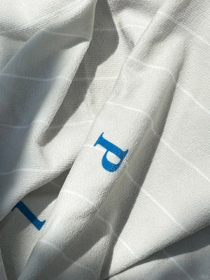 TROVE & TONE WILD QUICK-DRY BEACH TOWEL | TROVE & TONE
