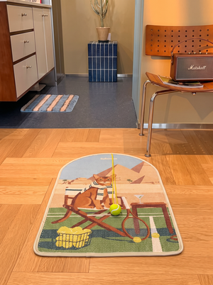 TENNIS BALL ARCHED CAT SCRATCHING MAT