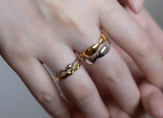What Makes a Jewelry Collection Feel Personal Over Time? TROVE & TONE