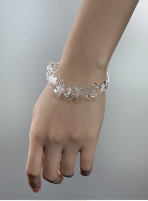 KNOT GARLAND BANGLE