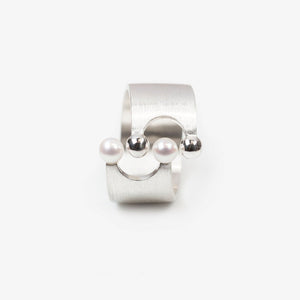 CONTROL POINTS BUBBLE PEARL RING  |  TROVE & TONE