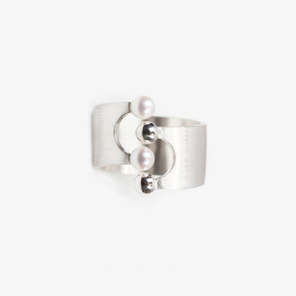 CONTROL POINTS BUBBLE PEARL RING  |  TROVE & TONE