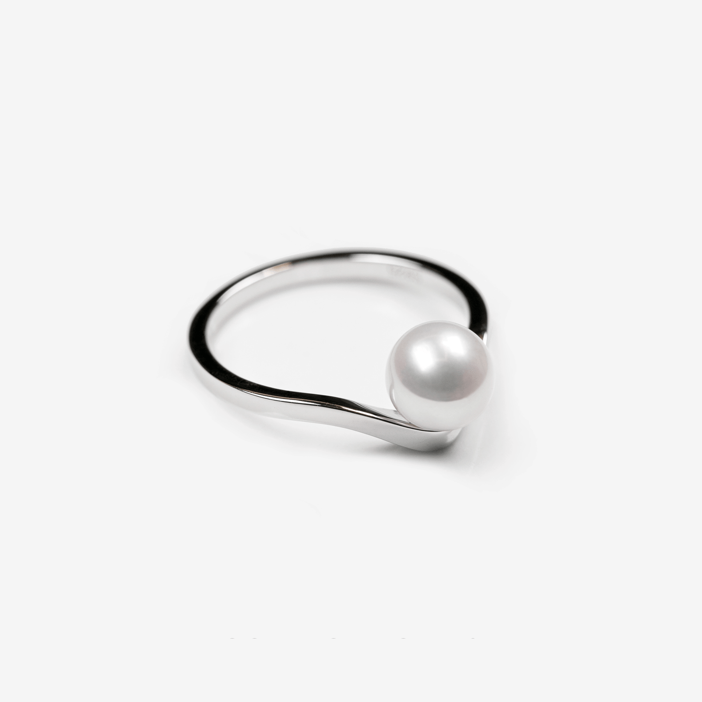 CONTROL POINTS GRAVITY PEARL RING  |  TROVE & TONE
