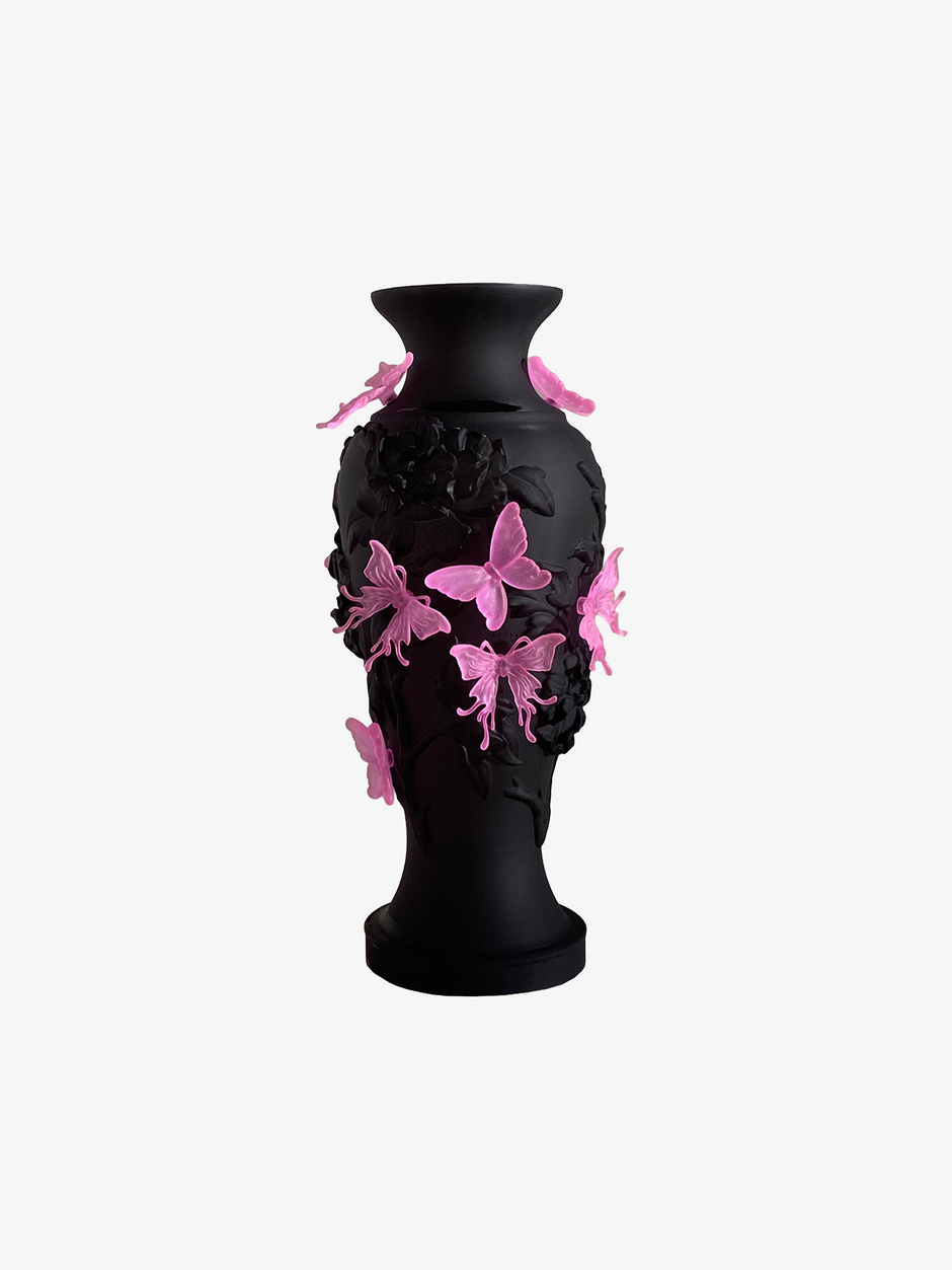 livarié flower BLACK LARGE PAPILLON VIF VASE  |  TROVE & TONE