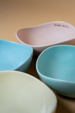 MINI CURVED CERAMIC PET BOWL