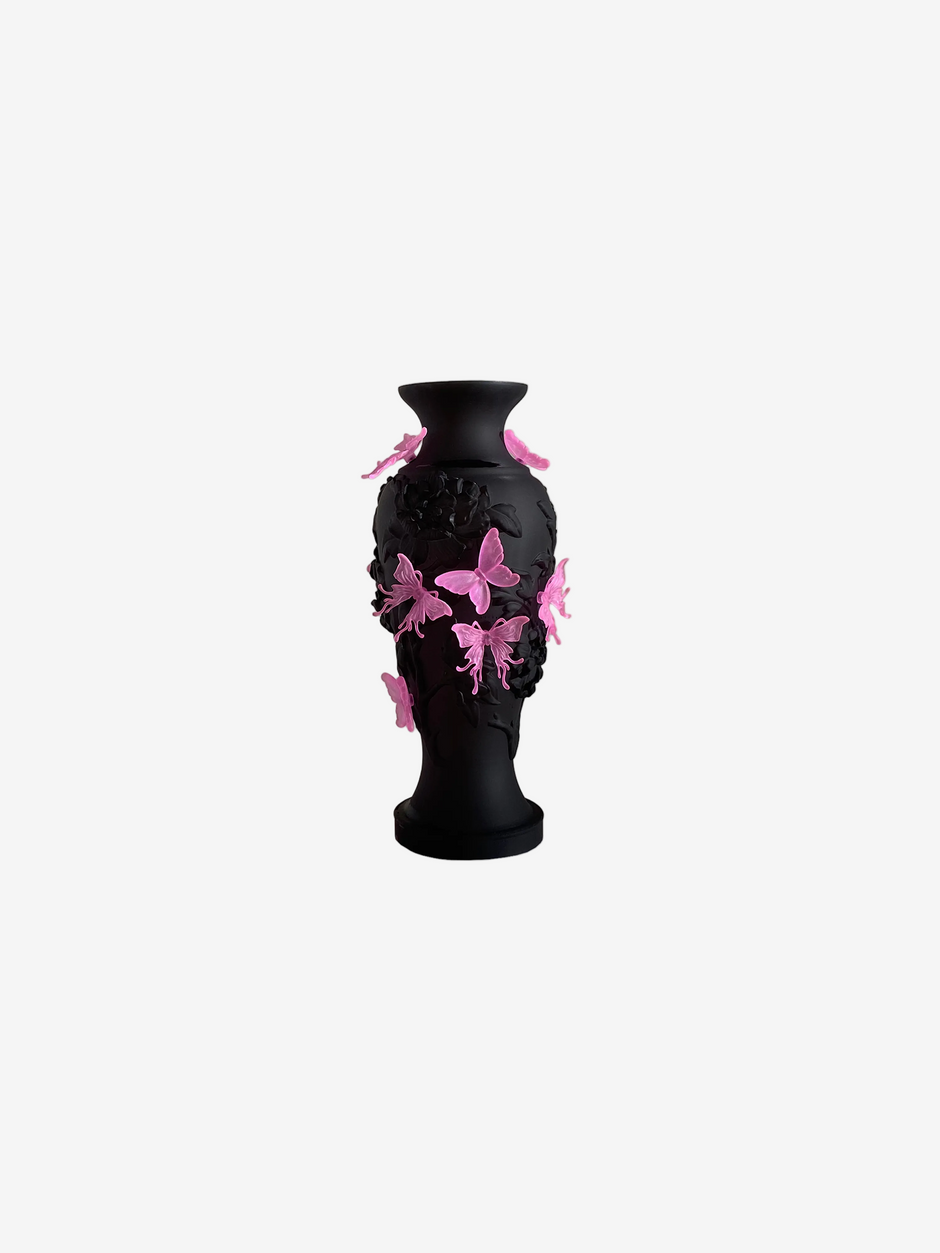 livarié flower Black Large Papillon Vif Vase  |  TROVE & TONE