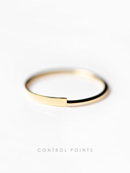 TROVE & TONE DIMENSIONAL SHIFT LOOP RING  |  TROVE & TONE