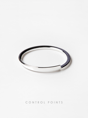 TROVE & TONE DIMENSIONAL SHIFT LOOP RING  |  TROVE & TONE