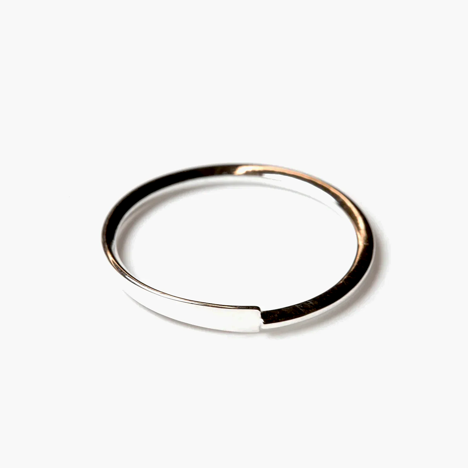 TROVE & TONE DIMENSIONAL SHIFT LOOP RING  |  TROVE & TONE