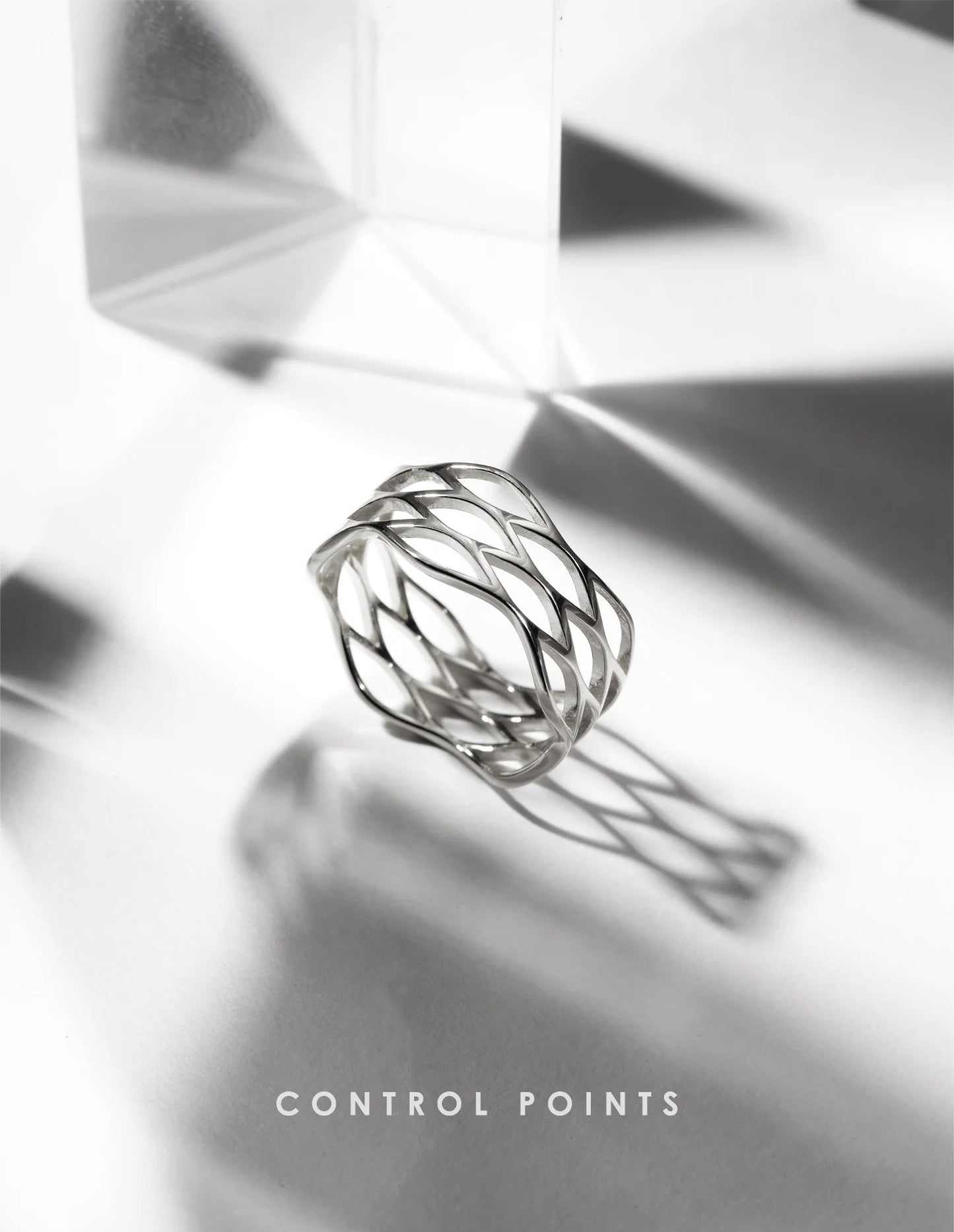 TROVE & TONE CIRCULAR GRID MESH RING  |  TROVE & TONE